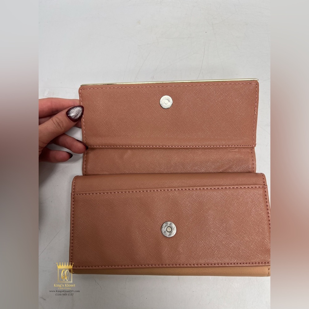 Chouette Pink Wallet With Gold Accent View 6